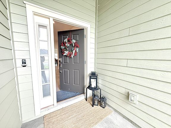 5th image of 9797 Giada Dr