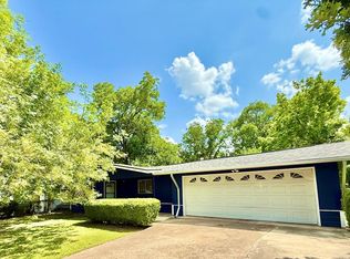 613 Harper St N, Kerrville, TX 78028