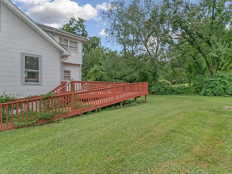 9038 Rhode Island Ave — Photo 5