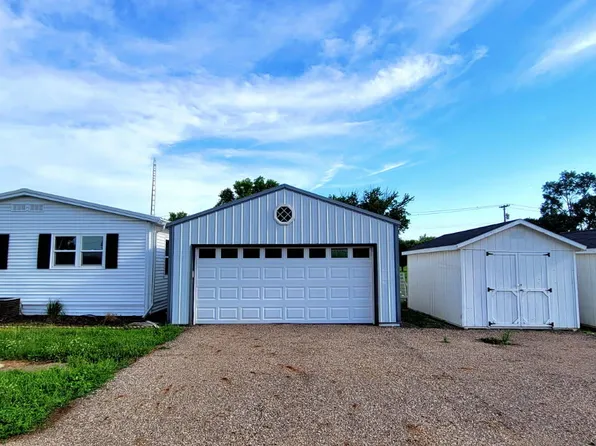 203 W 5th St, Hosmer, SD 57448