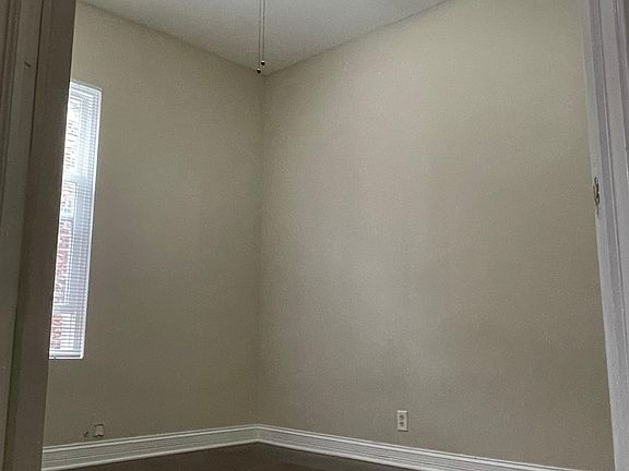 5th image of 5616 S Indiana Ave Unit 2B