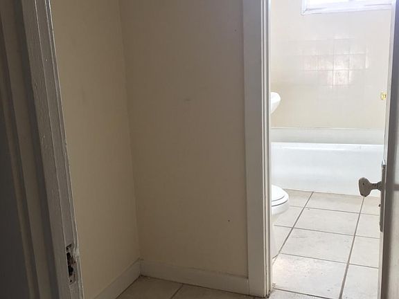 5th image of 1508 Micheltorena St APT 9