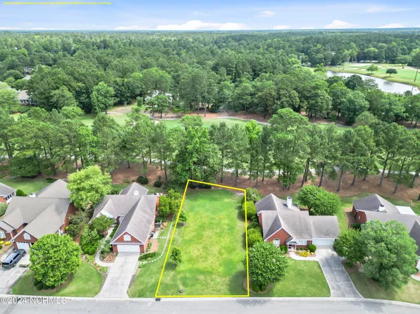 123 Candlewood Dr #11, Wallace, NC 28466