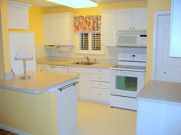 brand new ceramic top range