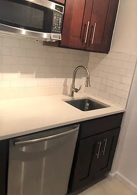 Rented by Manivita New York LLC | media 30