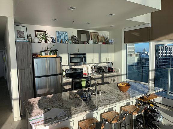 2nd image of 1325 Pacific Hwy Penthouse 1