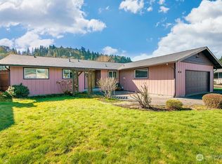 105 Holly Park St, Longview, WA 98632