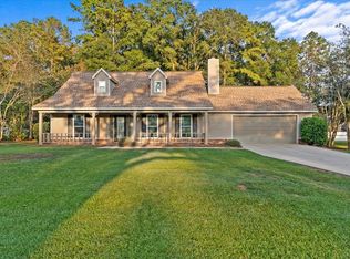 104 Lancaster Ct, Dothan, AL 36305