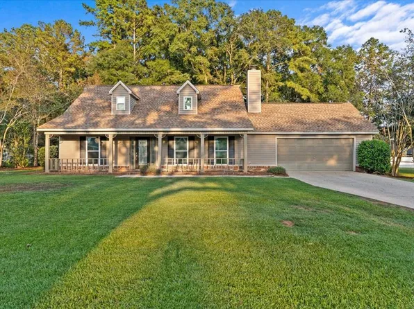 104 Lancaster Ct, Dothan, AL 36305