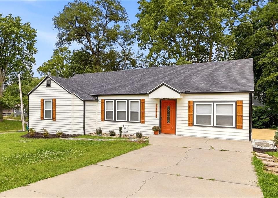 1st image of 3718 Kimball Ave