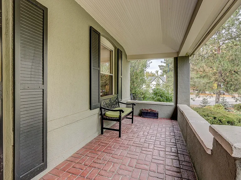 2105 S Fillmore St — Photo 3