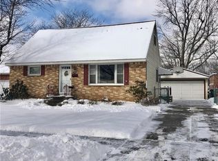 110 Marrano Dr, Depew, NY 14043
