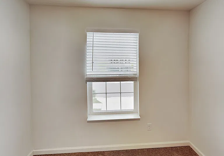 2835 Strauss Ln — Photo 12