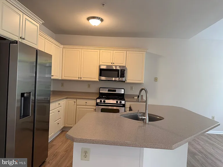 42 Madison Way — Photo 7