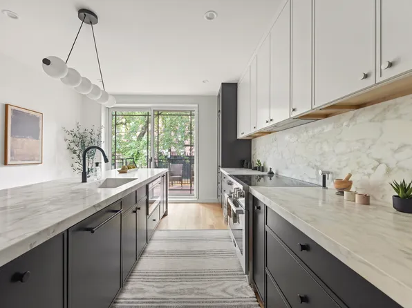 356 Quincy Street image 1 of 28