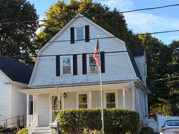 174 Center Ave, Middleboro, MA 02346