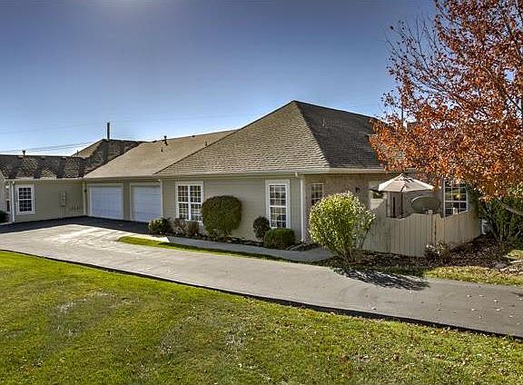 2nd image of 13957 Kenneth Ct