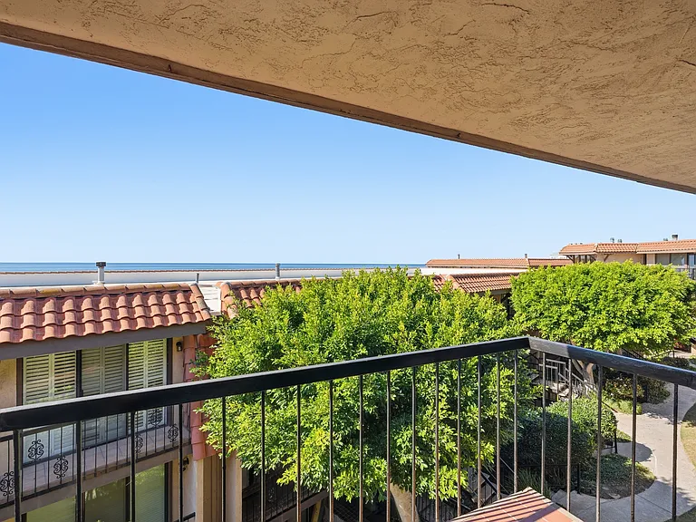 190 Del Mar Shores Ter #69 — Photo 68