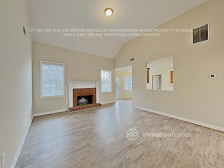 523 Brooks Rd — Photo 4