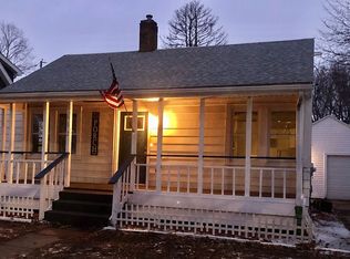 602 Armstrong St, Morris, IL 60450