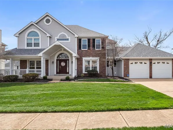 1610 Carman Manor Ct, Ballwin, MO 63021