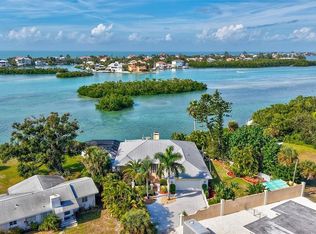 815 Bayshore Rd, Nokomis, FL 34275