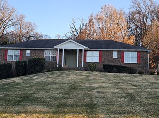 1810 Cherrybrook Dr, Knoxville, TN 37912