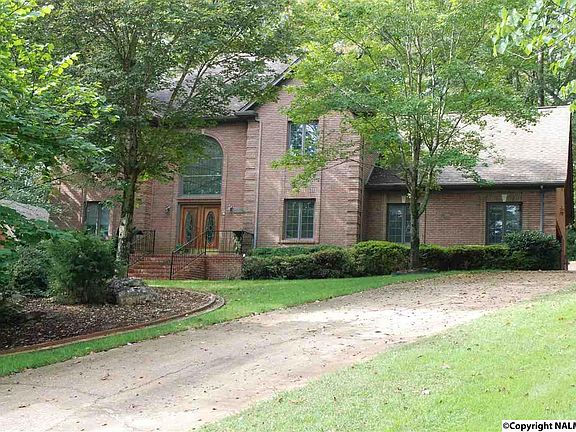 2nd image of 4806 Cove Creek Dr SE