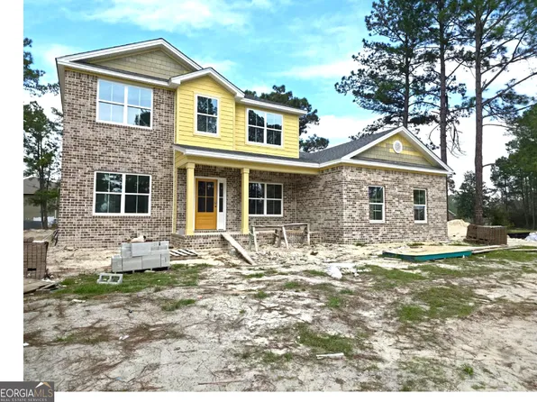 208 Cypress Lake Dr, Bloomingdale, GA 31302