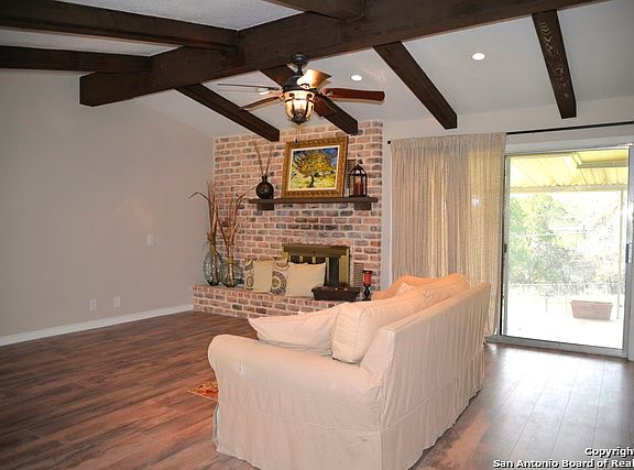 5th image of 8435 Park Lane Dr