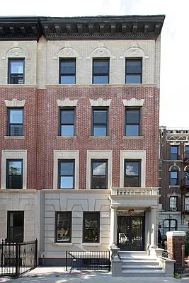 Sold by Compass | media 12