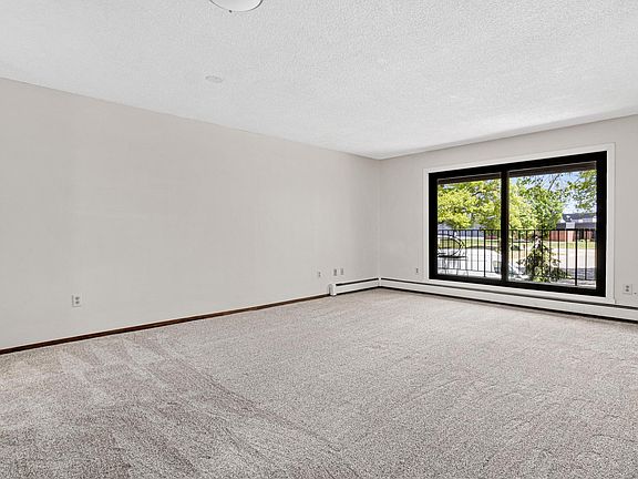 3rd image of 7500 Cahill Rd APT 101C