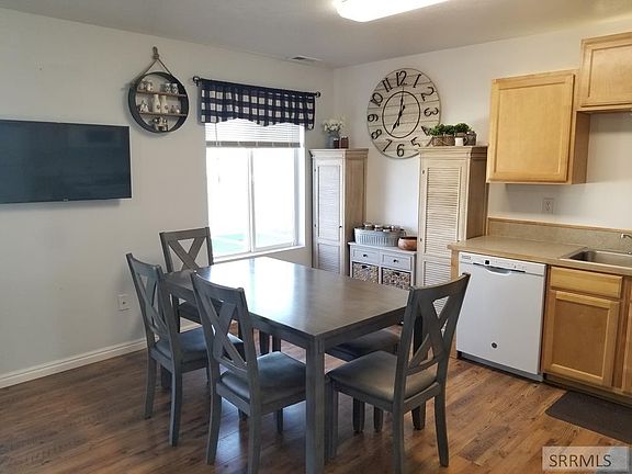 5th image of 3526 Greenfield Dr #13