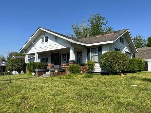 207 Mulberry St, Tuscumbia, AL 35674