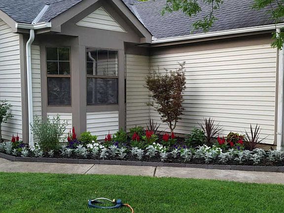3rd image of 1784 Gardenstone Dr