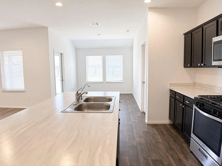 21610 Violet Ridge Rd — Photo 3
