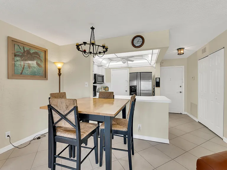 133 N Pompano Beach Blvd #708 — Photo 6