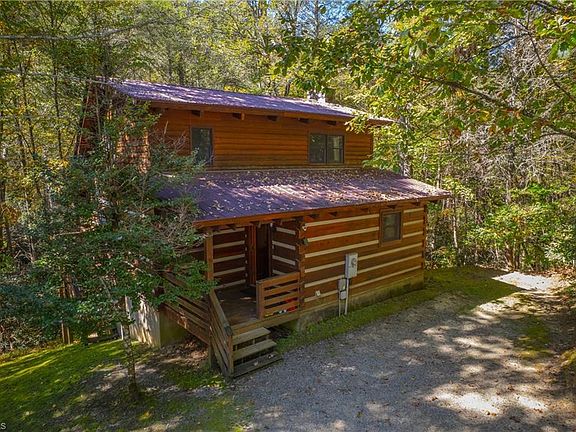 2nd image of 1105 Fall Creek Rd