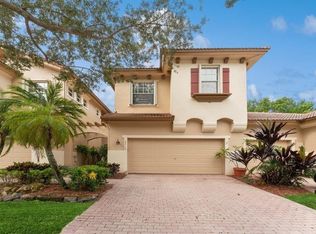 5712 NW 119th Ter, Pompano Beach, FL 33076