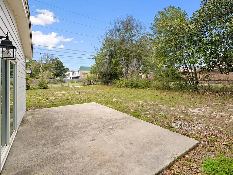 200 Spencer Dr — Photo 45