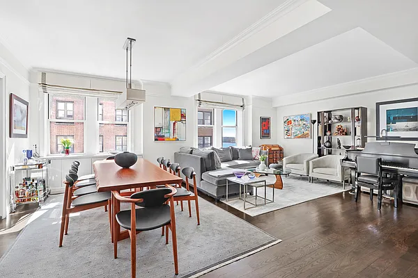 Sold by Compass | media 1