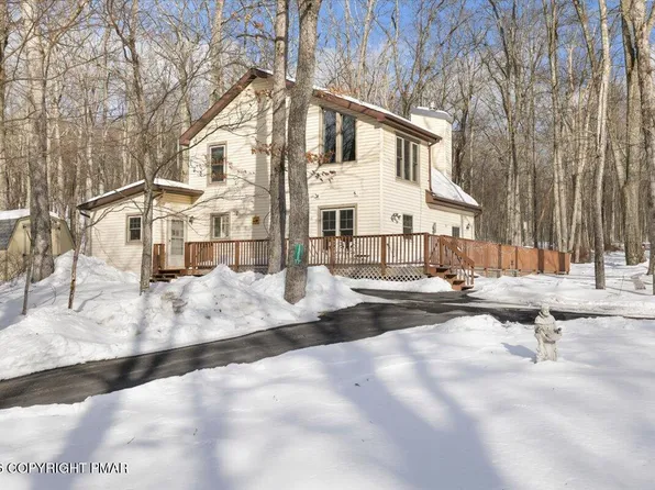 189 Dorchester Dr, Bushkill, PA 18324