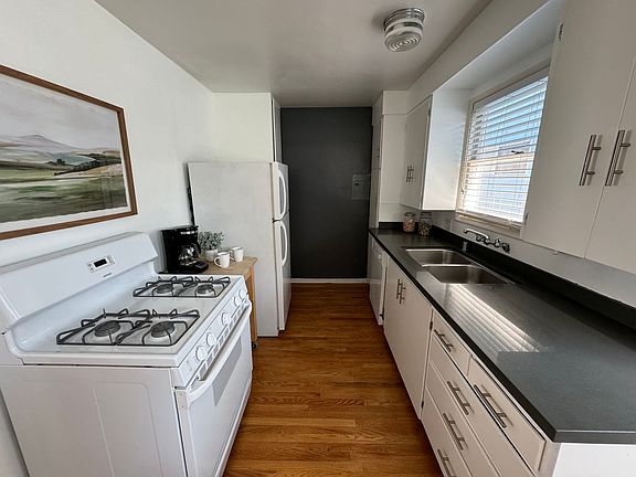 5th image of 710 Bay St #1B-1BA