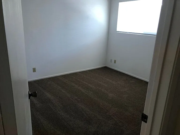 1350 Kenwal Rd #4 — Photo 11