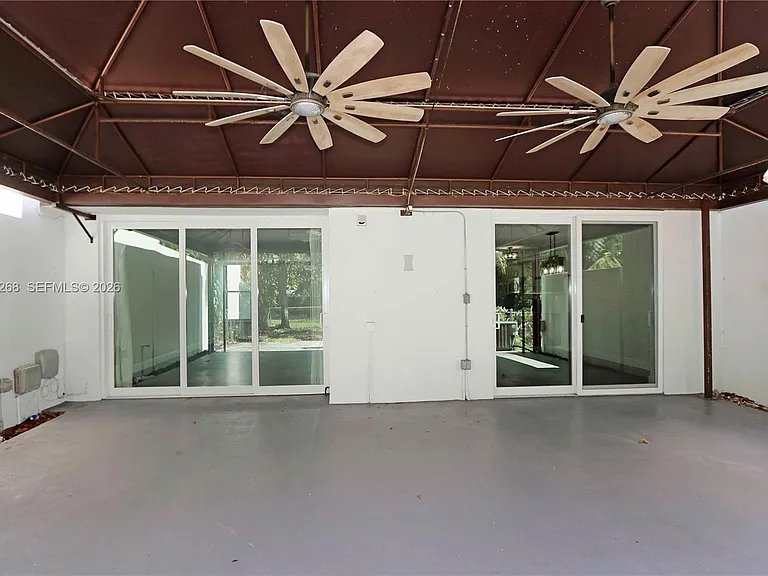 12340 SW 20th Ter #12340 — Photo 26
