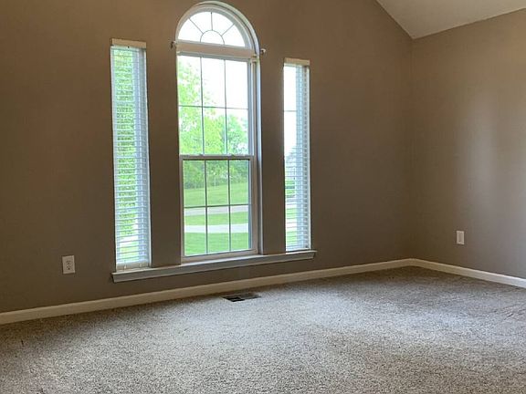 5th image of 1274 Cromwell Ct