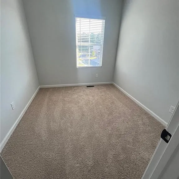 700 Payton Ln — Photo 17