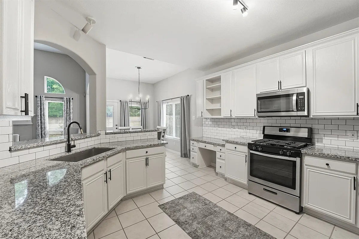 Building Photo - 21812 Grand Lancelot Dr