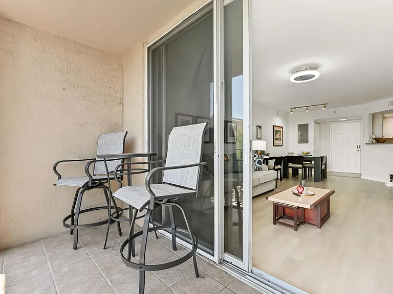 1801 N Flagler Dr #308 — Photo 11