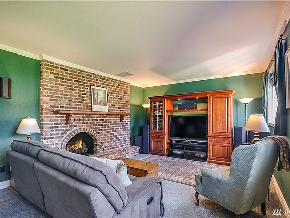 2nd image of 3245 Scenic Dr